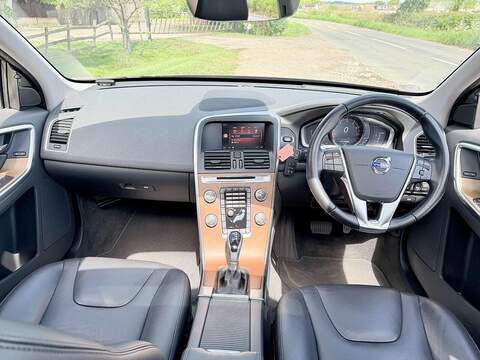 Volvo XC60 2.0 T5 Se Lux Nav AWD Petrol Auto - U2212