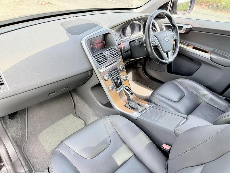 Volvo XC60 2.0 T5 Se Lux Nav AWD Petrol Auto - U2212