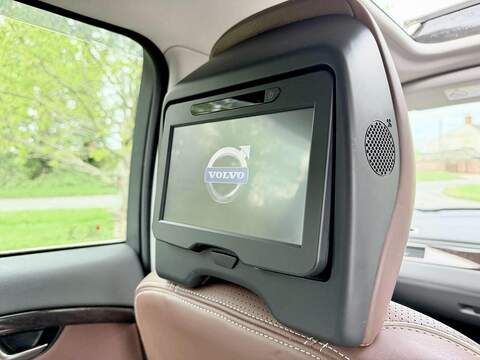 Volvo XC70 T5 SE 2.0 Automatic Petrol - U2213