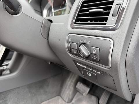 Volvo XC70 T5 SE 2.0 Automatic Petrol - U2213