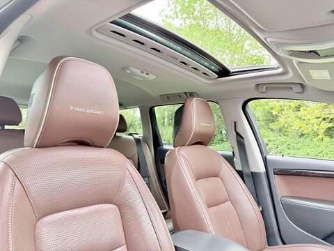Volvo XC70 T5 SE 2.0 Automatic Petrol - U2213