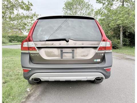 Volvo XC70 T5 SE 2.0 Automatic Petrol - U2213