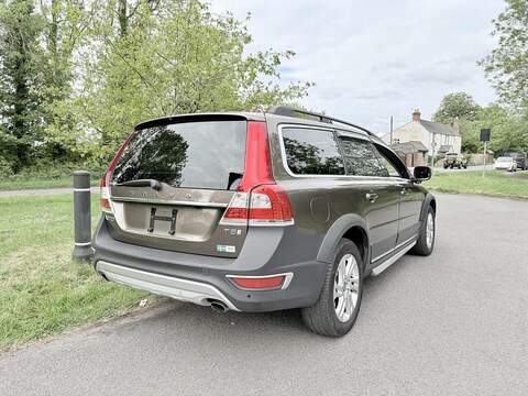 Volvo XC70 T5 SE 2.0 Automatic Petrol - U2213