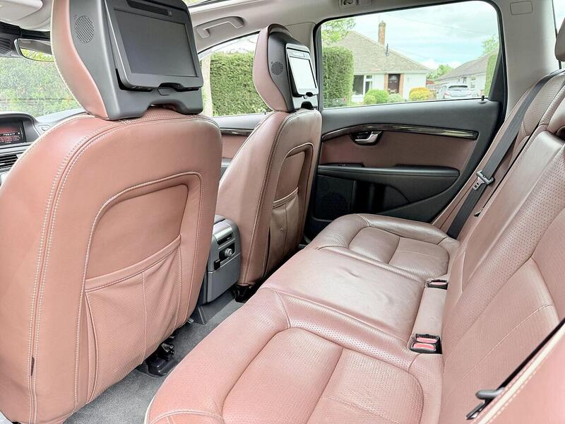Volvo XC70 T5 SE 2.0 Automatic Petrol - U2213