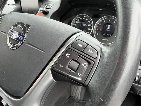 Volvo V70 1.6 T4 SE Lux Estate 5dr Petrol Powershift Euro 5 (180 ps) - U2221