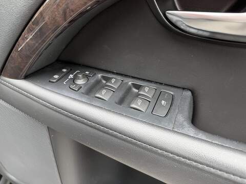 Volvo V70 1.6 T4 SE Lux Estate 5dr Petrol Powershift Euro 5 (180 ps) - U2221