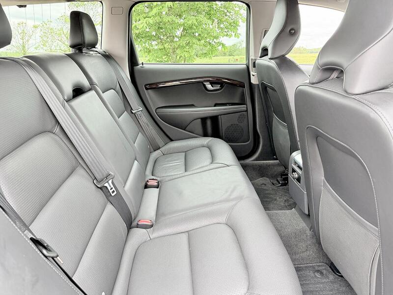 Volvo V70 1.6 T4 SE Lux Estate 5dr Petrol Powershift Euro 5 (180 ps) - U2221