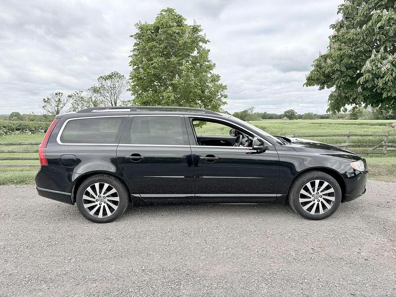 Volvo V70 1.6 T4 SE Lux Estate 5dr Petrol Powershift Euro 5 (180 ps) - U2221