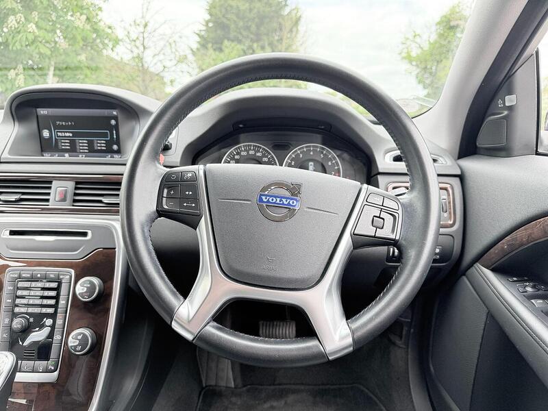 Volvo V70 1.6 T4 SE Lux Estate 5dr Petrol Powershift Euro 5 (180 ps) - U2221