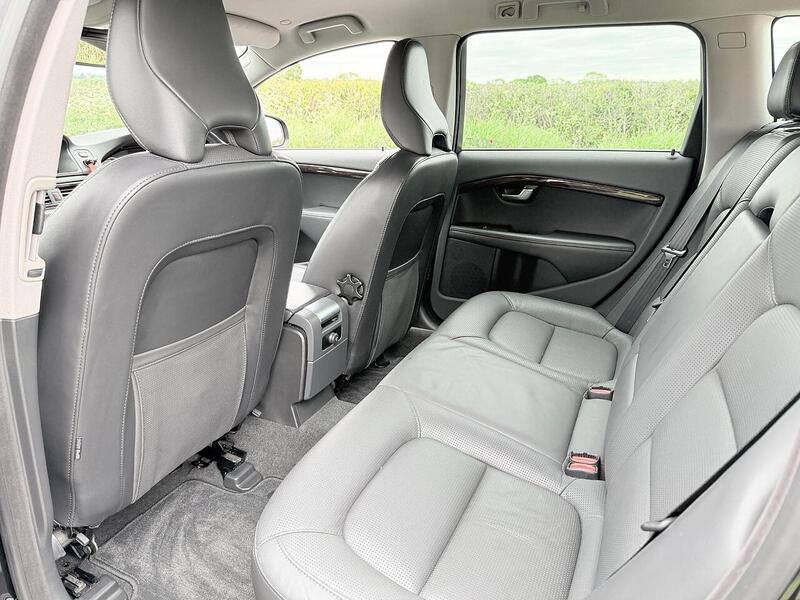 Volvo V70 1.6 T4 SE Lux Estate 5dr Petrol Powershift Euro 5 (180 ps) - U2221