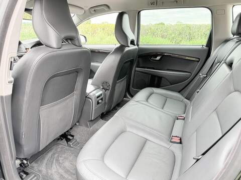 Volvo V70 1.6 T4 SE Lux Estate 5dr Petrol Powershift Euro 5 (180 ps) - U2221