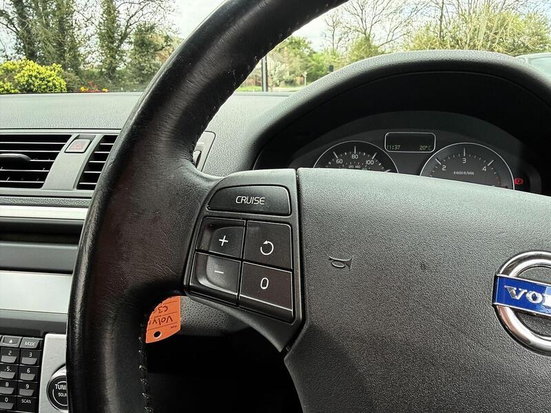 Volvo C30 1.6D DRIVe SE Lux Sports Coupe 3dr Diesel Manual Euro 4 (109 ps) - U2222