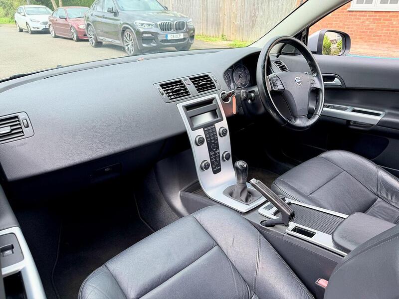 Volvo C30 1.6D DRIVe SE Lux Sports Coupe 3dr Diesel Manual Euro 4 (109 ps) - U2222