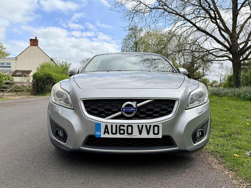 Volvo C30 1.6D DRIVe SE Lux Sports Coupe 3dr Diesel Manual Euro 4 (109 ps) - U2222