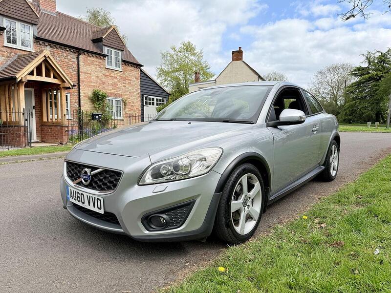 Volvo C30 1.6D DRIVe SE Lux Sports Coupe 3dr Diesel Manual Euro 4 (109 ps) - U2222