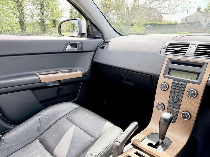 Volvo V50 Se Lux 2.0 Petrol Automatic - U2223