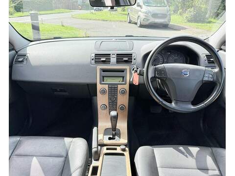 Volvo V50 Se Lux 2.0 Petrol Automatic - U2223