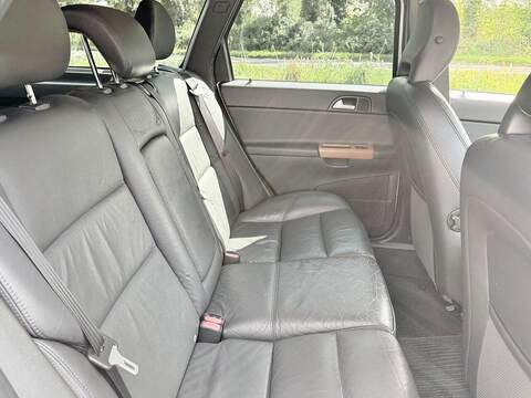 Volvo V50 Se Lux 2.0 Petrol Automatic - U2223