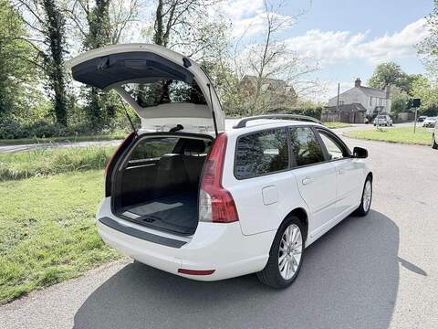 Volvo V50 Se Lux 2.0 Petrol Automatic - U2223