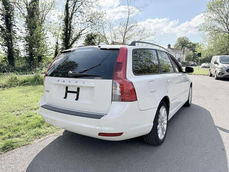 Volvo V50 Se Lux 2.0 Petrol Automatic - U2223