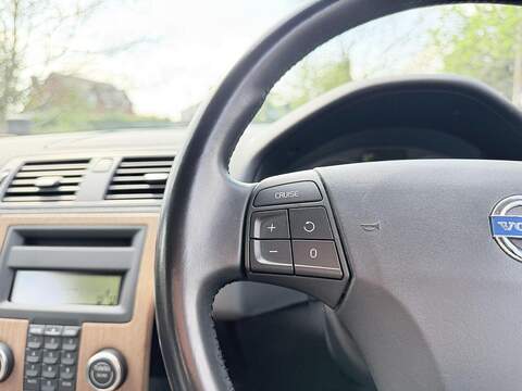 Volvo V50 Se Lux 2.0 Petrol Automatic - U2223