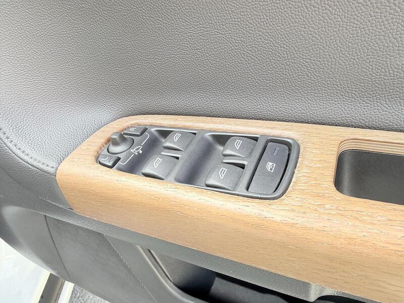 Volvo V50 Se Lux 2.0 Petrol Automatic - U2223