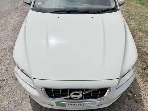 Volvo V70 Se 2.5 5dr Estate Automatic Petrol - U2226