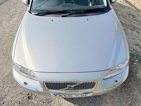 Volvo V70 2.4D SE Estate 5dr Diesel Manual (179 g/km, 163 bhp) - U2227