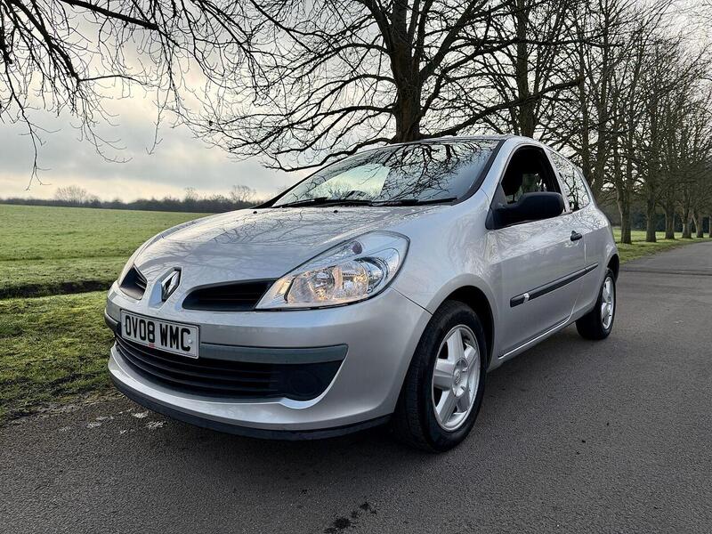 Renault Clio 1.2 16v Extreme Hatchback 3dr Petrol Manual (139 g/km, 75 bhp) - U2233
