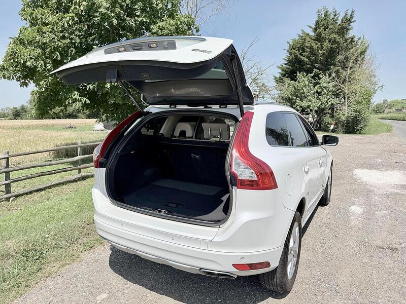 Volvo XC60 2.0 D4 SE Lux Nav SUV 5dr Diesel Manual Euro 6 (s/s) (190 ps) - U2240