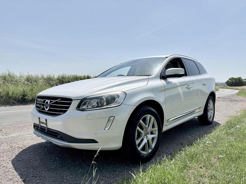 Volvo XC60 2.0 D4 SE Lux Nav SUV 5dr Diesel Manual Euro 6 (s/s) (190 ps) - U2240