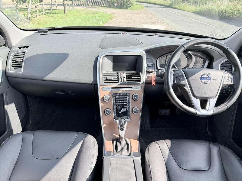 Volvo XC60 2.0 D4 SE Lux Nav SUV 5dr Diesel Auto Euro 6 (s/s) (190 ps) - U2242