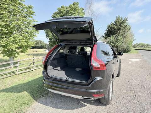 Volvo XC60 2.0 D4 SE Lux Nav SUV 5dr Diesel Auto Euro 6 (s/s) (190 ps) - U2242