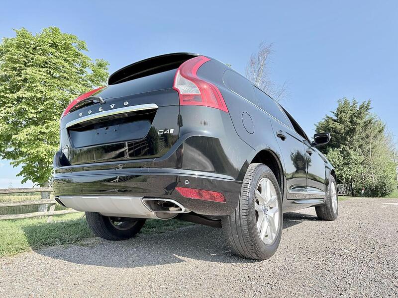 Volvo XC60 2.0 D4 SE Lux Nav SUV 5dr Diesel Auto Euro 6 (s/s) (190 ps) - U2242