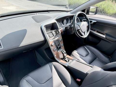Volvo XC60 2.0 D4 SE Lux Nav SUV 5dr Diesel Auto Euro 6 (s/s) (190 ps) - U2242