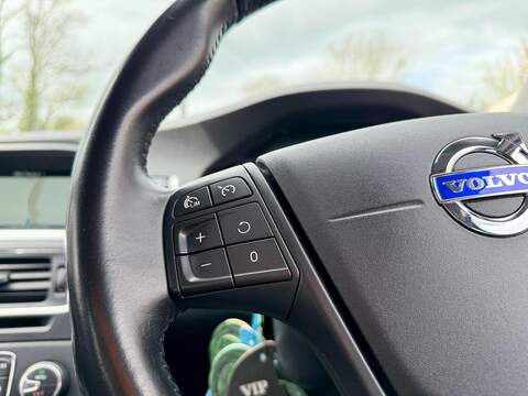 Volvo V60 2.0 D4 Business Edition Estate 5dr Diesel Auto Euro 6 (s/s) (190 ps) - U2246
