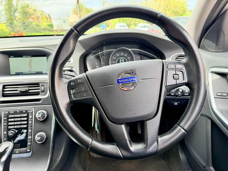 Volvo V60 2.0 D4 Business Edition Estate 5dr Diesel Auto Euro 6 (s/s) (190 ps) - U2246