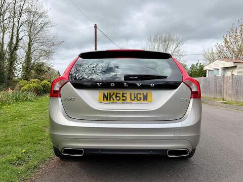 Volvo V60 2.0 D4 Business Edition Estate 5dr Diesel Auto Euro 6 (s/s) (190 ps) - U2246