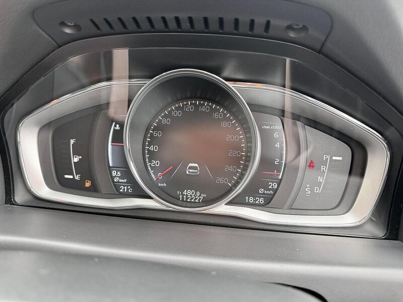 Volvo V70 T5 Se 2.0 5dr Estate Automatic Petrol - U2249
