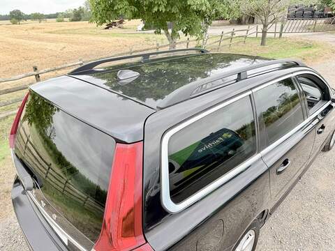 Volvo V70 T5 Se 2.0 5dr Estate Automatic Petrol - U2249