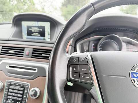 Volvo V70 T5 Se 2.0 5dr Estate Automatic Petrol - U2249