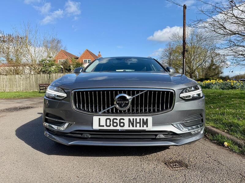 Volvo V90 2.0 D4 Inscription Estate 5dr Diesel Auto Euro 6 (s/s) (190 ps) - U2252
