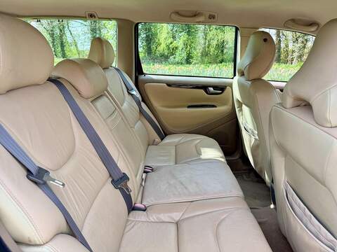 Volvo V70 2.4 Estate 5dr Petrol Automatic (224 g/km, 170 bhp) - U2260