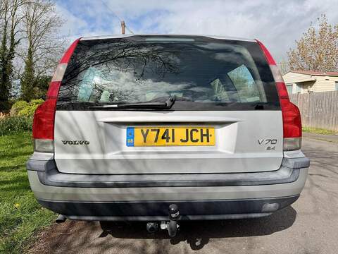 Volvo V70 2.4 Estate 5dr Petrol Automatic (224 g/km, 170 bhp) - U2260