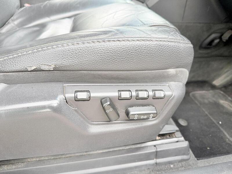 Volvo XC90 2.4 D5 SE SUV 5dr Diesel Geartronic AWD (224 g/km, 182 bhp) - U2262