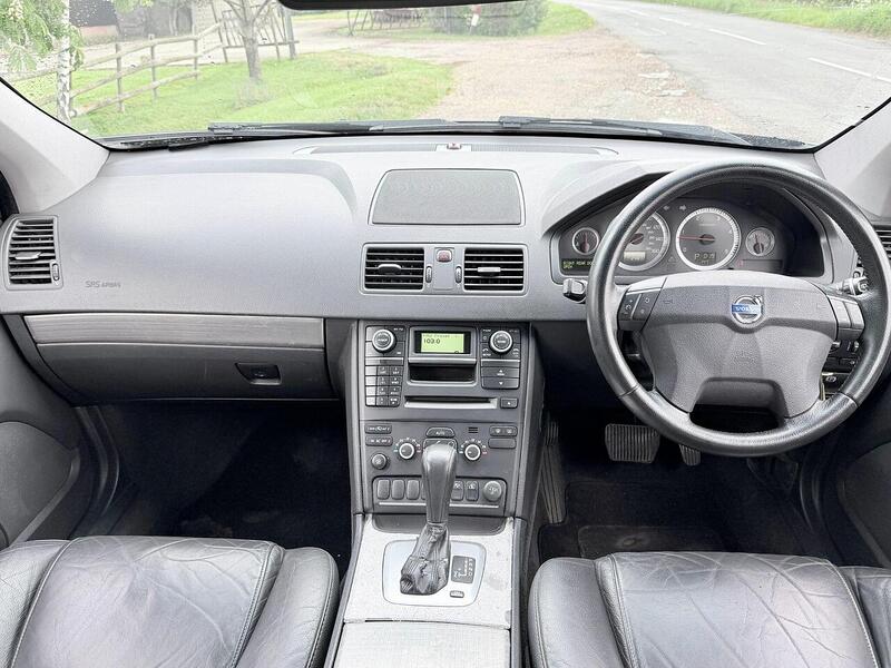 Volvo XC90 2.4 D5 SE SUV 5dr Diesel Geartronic AWD (224 g/km, 182 bhp) - U2262