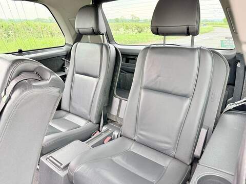 Volvo XC90 2.4 D5 SE SUV 5dr Diesel Geartronic AWD (224 g/km, 182 bhp) - U2262