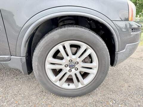 Volvo XC90 2.4 D5 SE SUV 5dr Diesel Geartronic AWD (224 g/km, 182 bhp) - U2262