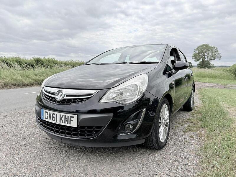 Vauxhall Corsa 1.4 16V SE Hatchback 5dr Petrol Manual Wide Ratio Euro 5 (100 ps) - U2268