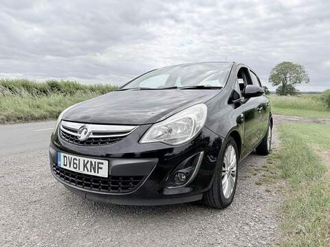 Vauxhall Corsa 1.4 16V SE Hatchback 5dr Petrol Manual Wide Ratio Euro 5 (100 ps) - U2268